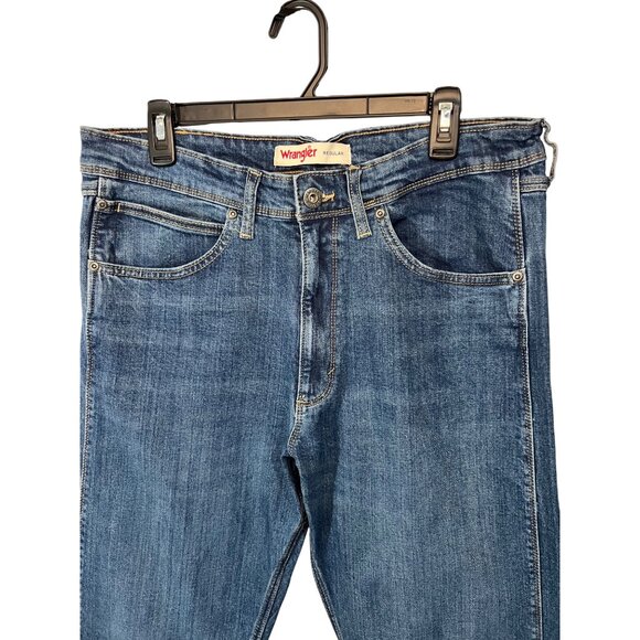 Wrangler Mens Regular Fit Straight Leg Blue Denim Jeans - Picture 2 of 9